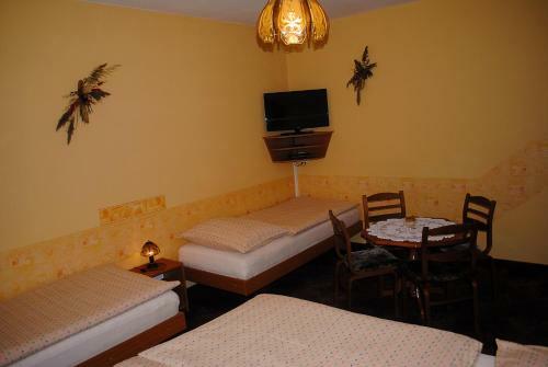 Hostal Pension B&B