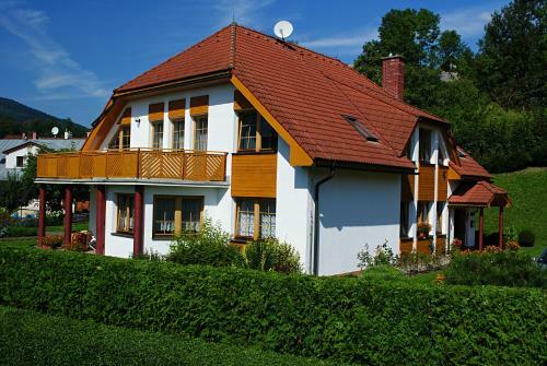 Hostal Pension B&B