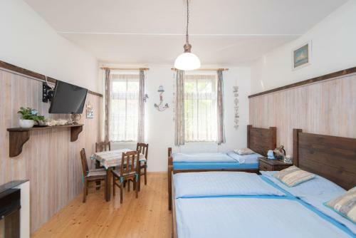 Hostal Chalupa 246