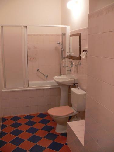 Hotel Labut