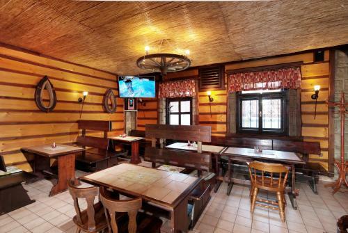 Motel Na Kov�rn?