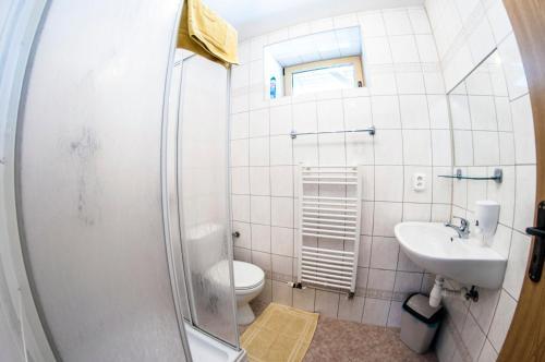 Hostal Pension 220