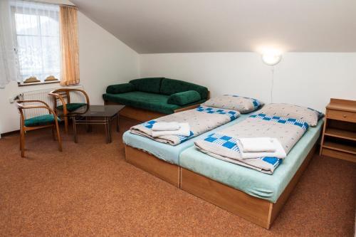 Hostal Pension 220