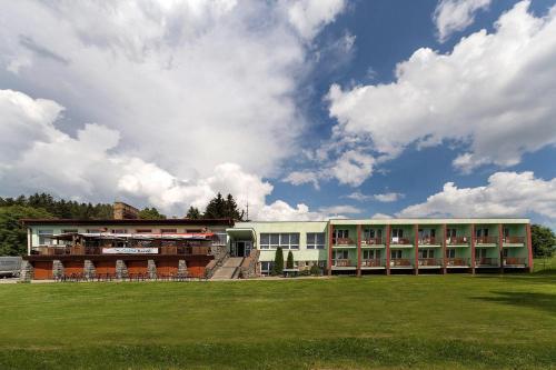 Hotel Racek