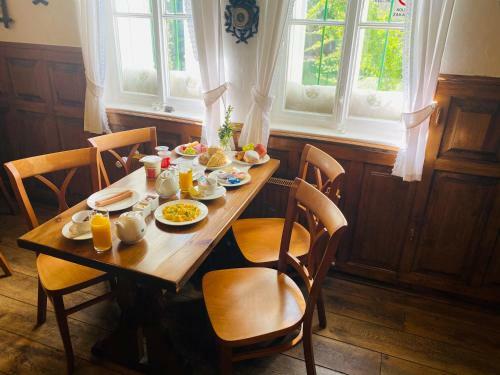 Hostal Penzion Letohr�dek