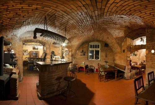 Hostal Novopack� Sklepy