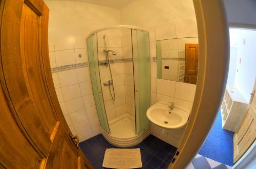 Hostal Novopack� Sklepy
