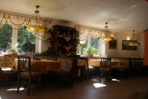 Hostal Penzion Restaurant Pod Boub�nem