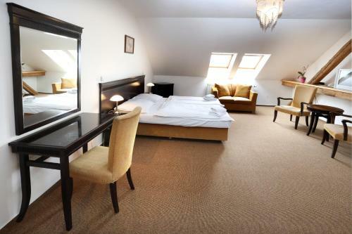 Hotel U Zeleneho Stromu