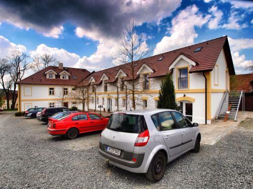 Hotel Pod Kok?�nem