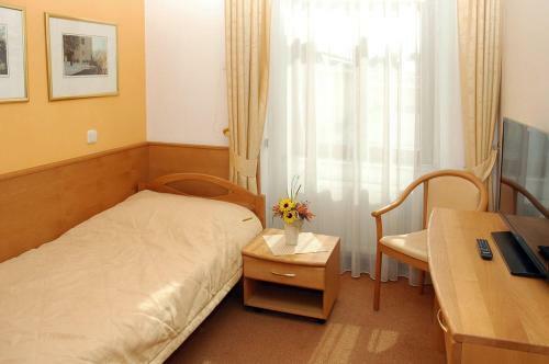 Hotel Restaurant Modr� Hv?zda