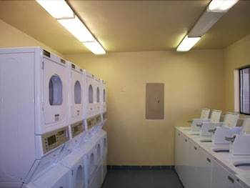 Motel Siegel Slots And Suites
