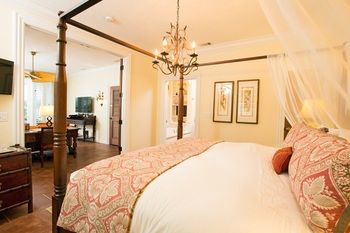 Port D'hiver Bed And Breakfast