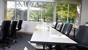 Bolger Hotel And Conference Center