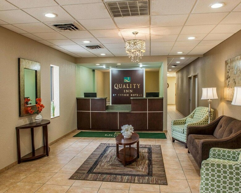 Hotel Quality Inn Huntingburg