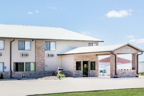 Hotel Super 8 By Wyndham Jefferson