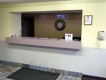 Motel Budget Inn & Suites