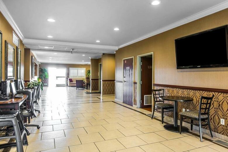 Hotel Comfort Suites Stevenson Ranch
