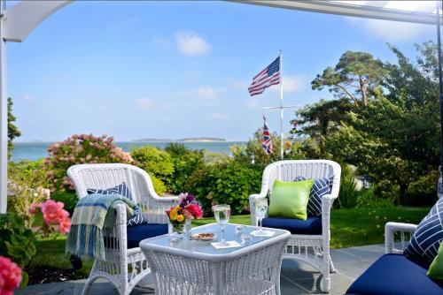 Bed & Breakfast A Little Inn On Pleasant Bay