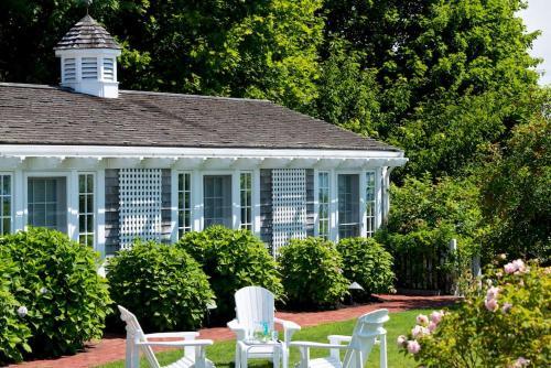 Bed & Breakfast A Little Inn On Pleasant Bay
