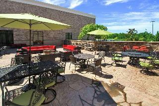 Hotel Embassy Suites Fayetteville Fort Bragg