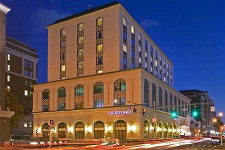 Hotel Courtyard Stamford Downtown