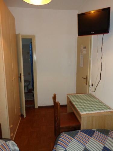 B&B Astor