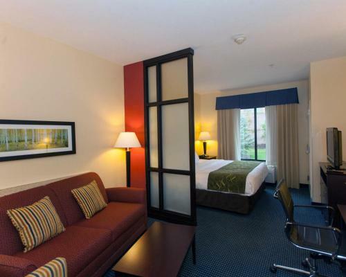 Hotel Comfort Suites Lincoln East