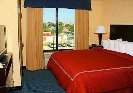 Hotel Comfort Suites Lincoln East