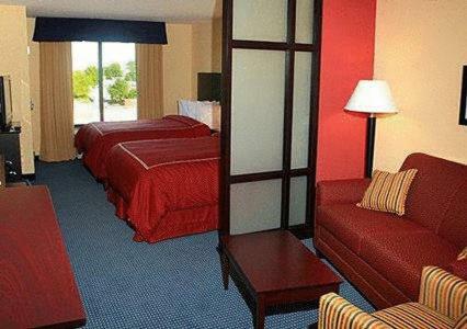 Hotel Comfort Suites Lincoln East
