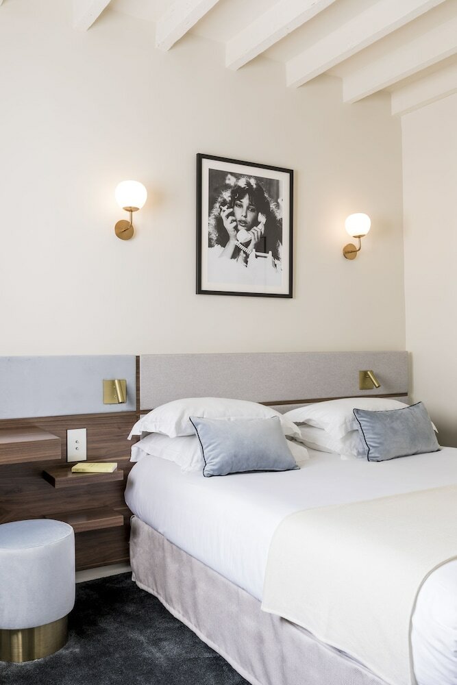 Hotel Verneuil