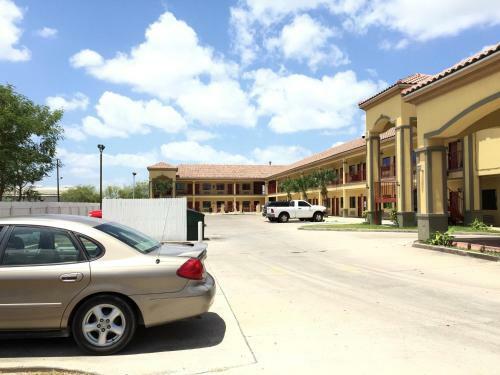 Motel Boca Chica Inn And Suites