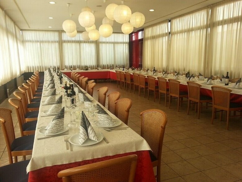 Hotel Cavalieri Del Tau