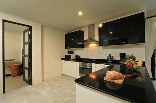 Villa Awhero By Tropiclook