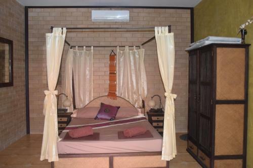 Hotel Sanuk Bungalows
