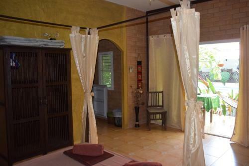 Hotel Sanuk Bungalows