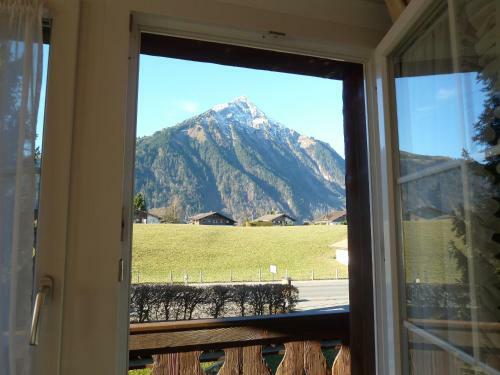 Hostal Pension Hotel Restaurant Sunnmatt