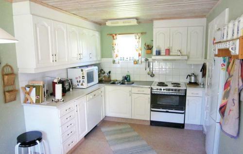 Holiday Home Nyhem Gr�nah�g