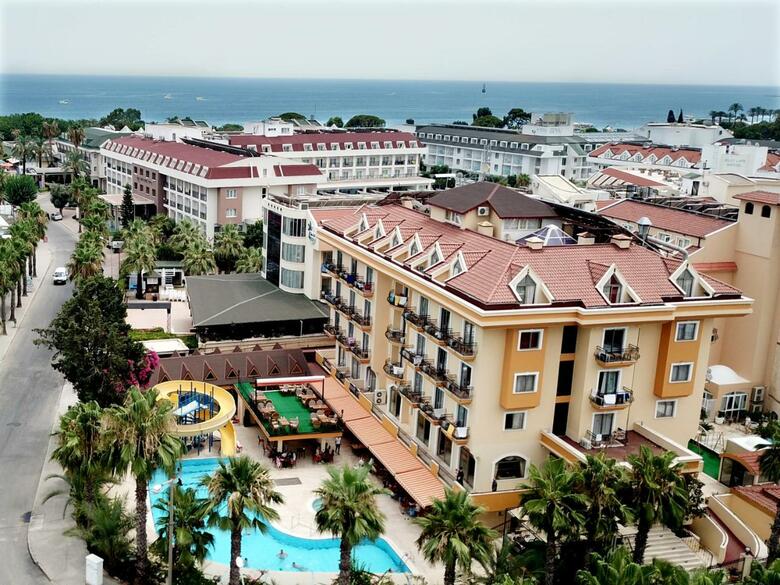 Stella Hotel