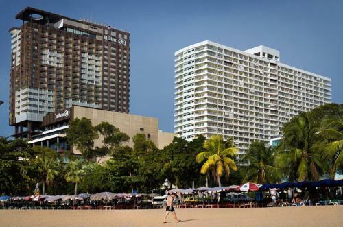 Aparthotel View Talay 6 Pattaya Beach Condominium By Honey