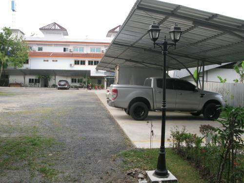 Hotel Kaysorn Place