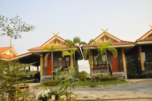Hotel Chiang Rai Khuakrae Resort