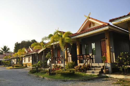 Hotel Chiang Rai Khuakrae Resort