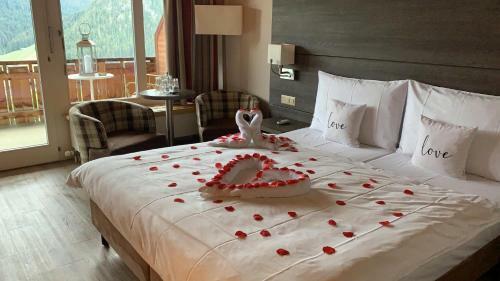 The Sun&soul Panorama Pop-up Hotel Solsana