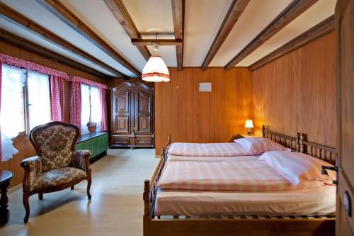 Posada Hotel Swiss Chalet