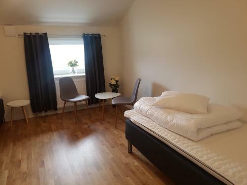 Hostal Alkoven Logi