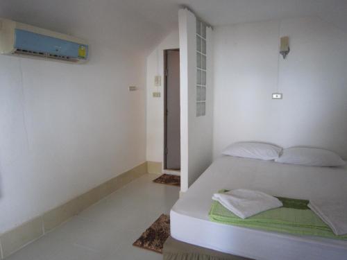 Hotel Pine Bungalow Krabi