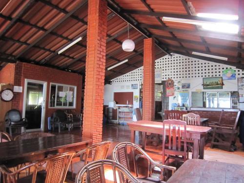 Hotel Pine Bungalow Krabi