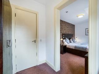 Victoria Park Hotel