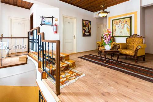 Grand Erken Hotel